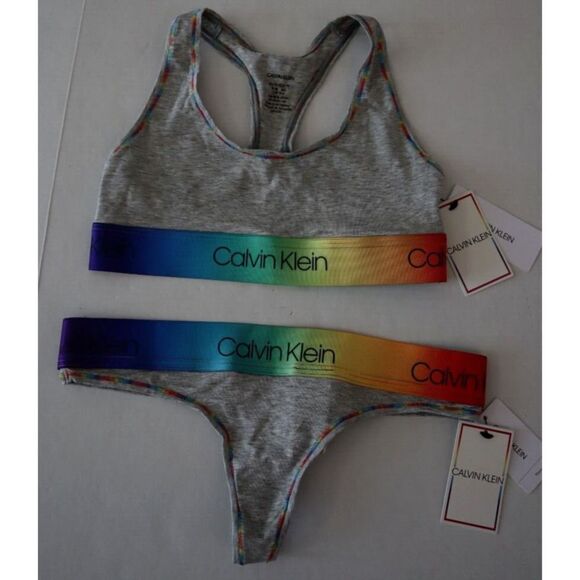Calvin Klein Intimates Sz XS Gray Heather Unlined Bralette Bra & Thong Set $50 - Picture 1 of 4